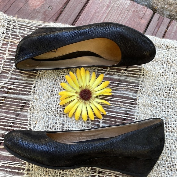 🌺 French Soles NY; Popular Zappa Black Wave Wedge Handmade Shoes in Wmn. 6.5!! - Picture 4 of 12